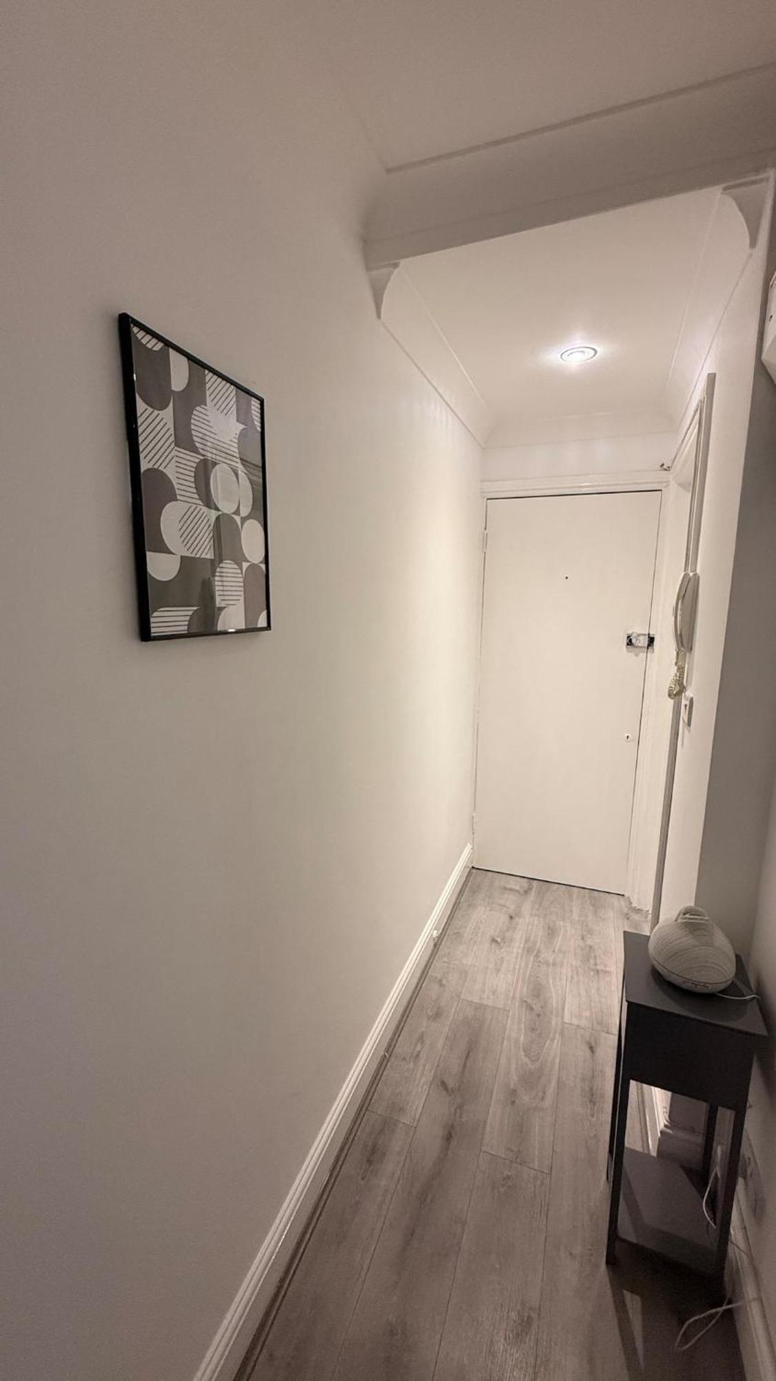 Brick Lane Modern 2 Bedroom Apartment, Up To 6 * London